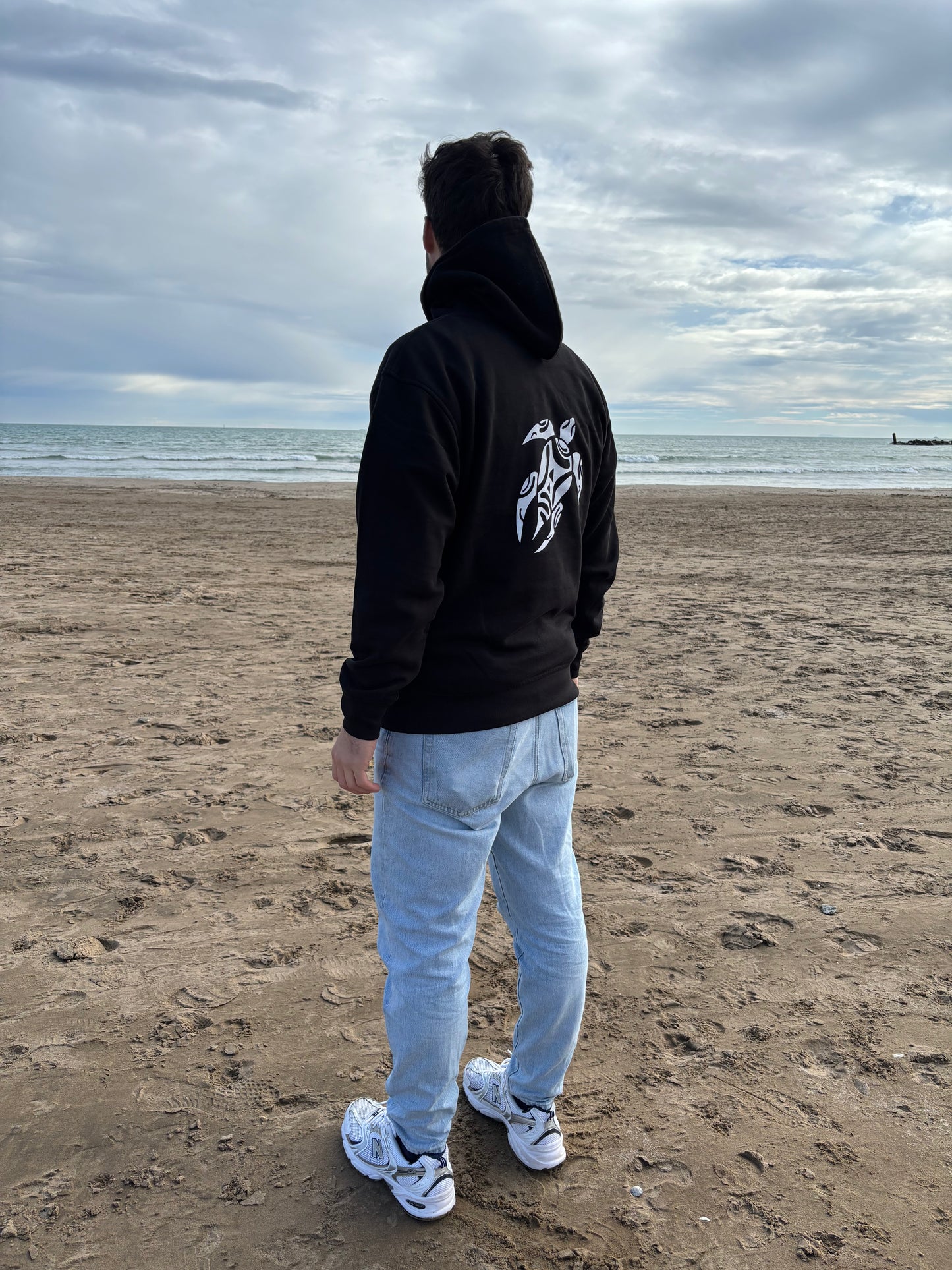 Sudadera Negra Xaloc